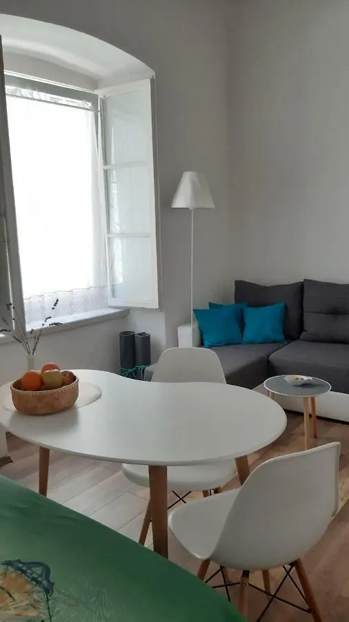 Apartment D2 4U Zara